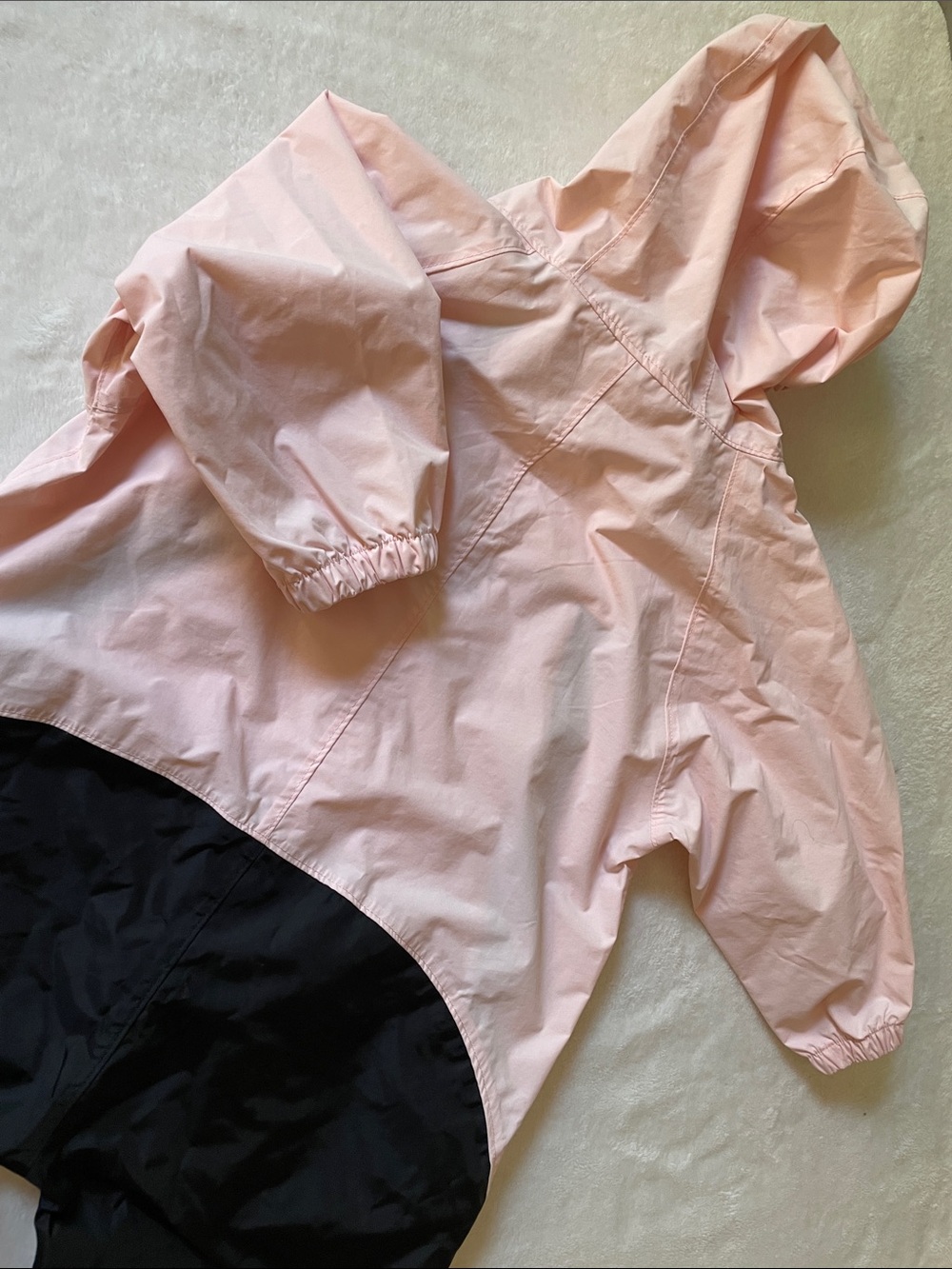 Hapiu size: 3T one-piece rain suit  waterproof light pink and black - Picture 8 of 9